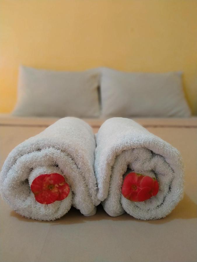 Kuta Garden Homestay Exteriör bild