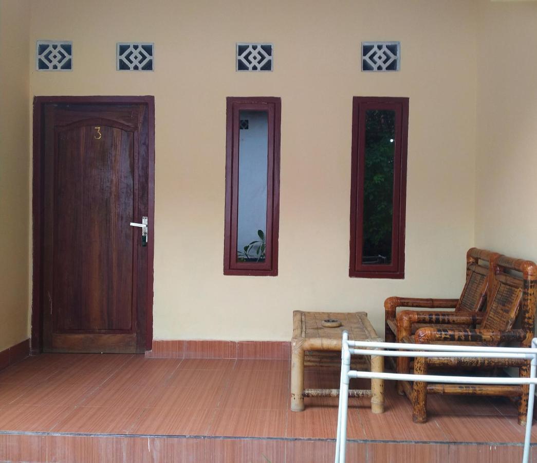 Kuta Garden Homestay Exteriör bild