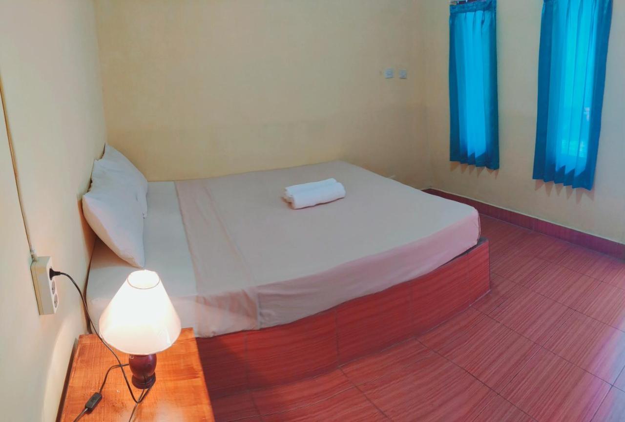 Kuta Garden Homestay Exteriör bild